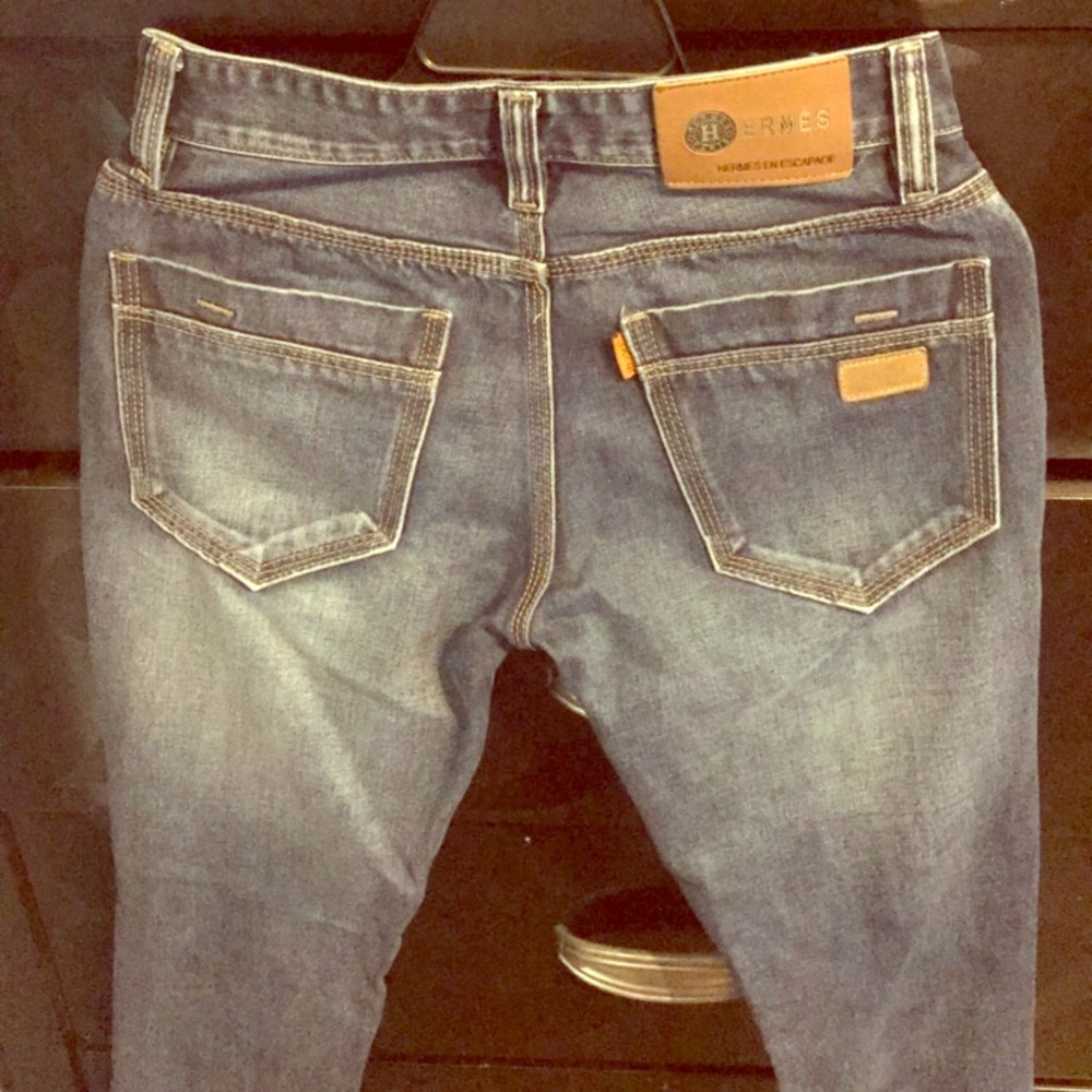 Jeans (distressed, skinny)